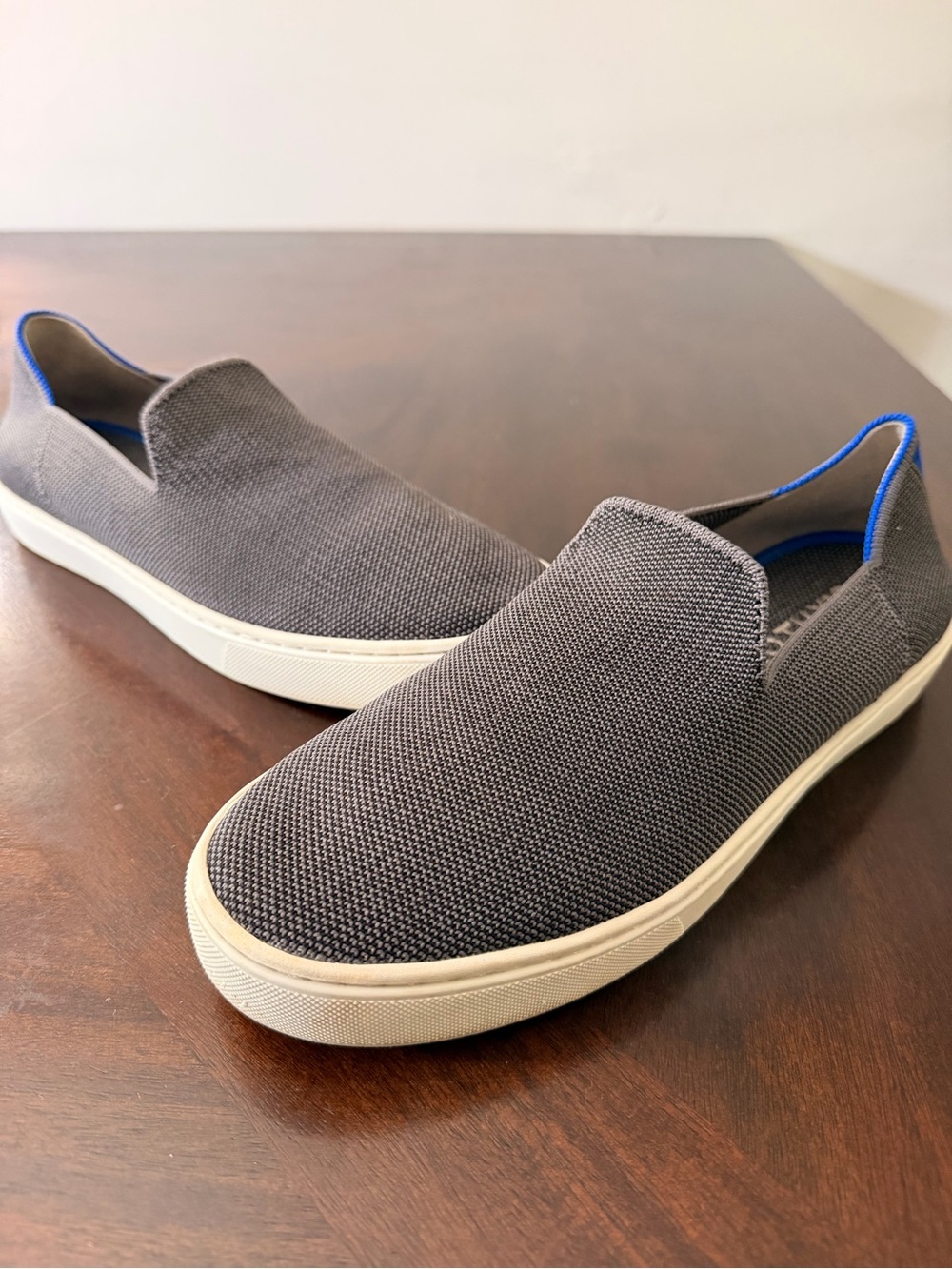 Rothy’s Original Slip-On Sneakers Gray Blue Stripe Knit Women’s Size 9 Washable